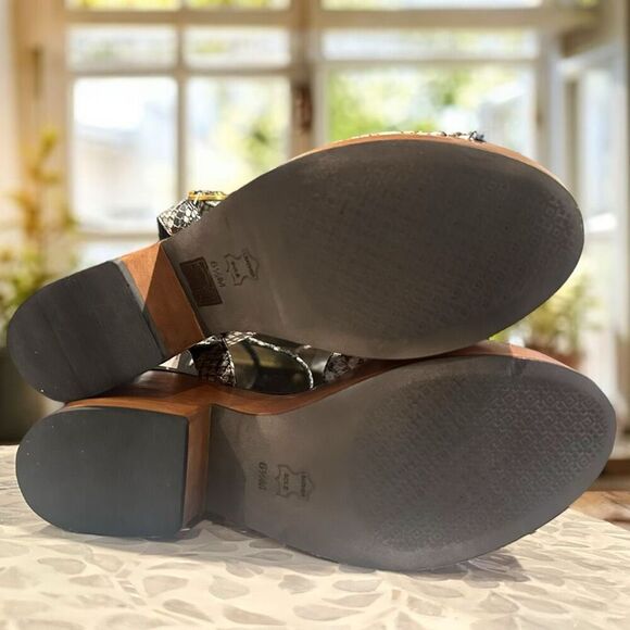 TORY BURCH $425 Camilla Wedge Sandals Women’s 6.5 Snake Print Platform Wood Heel - Picture 12 of 16